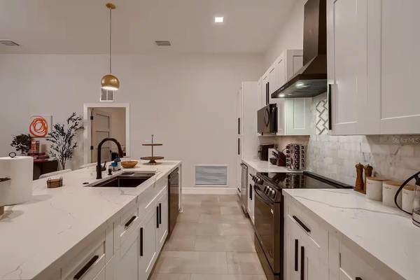 13509 PARK BLVD, Seminole, FL 33776