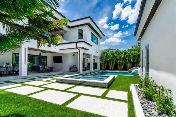 5002 W POE AVE, Tampa, FL 33629
