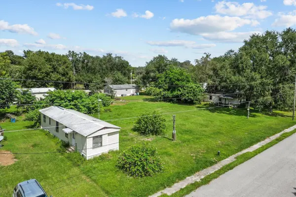 636 3RD ST, Polk City, FL 33868