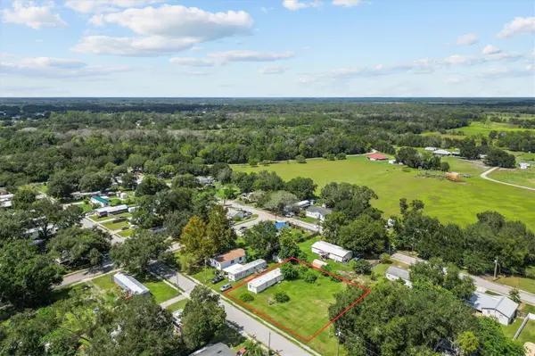 636 3RD ST, Polk City, FL 33868