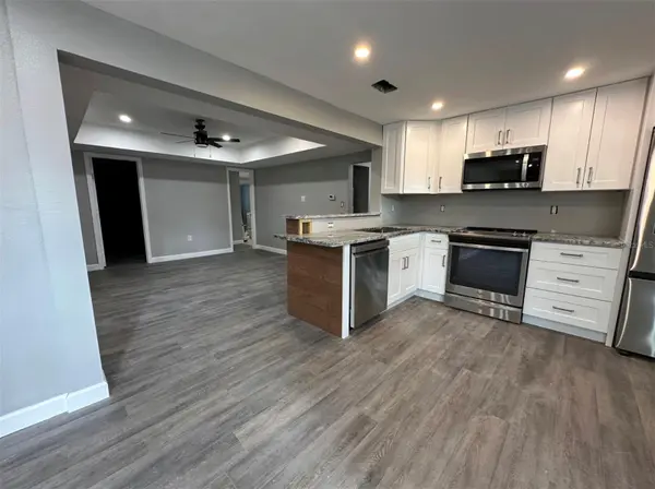 2301 TRELAIN DR S, St Petersburg, FL 33712