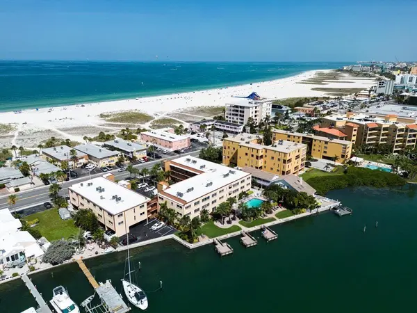 10265 GULF BLVD #A308, St Petersburg, FL 33706