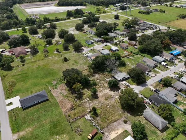 219 SHEILA LN, Lake Wales, FL 33859