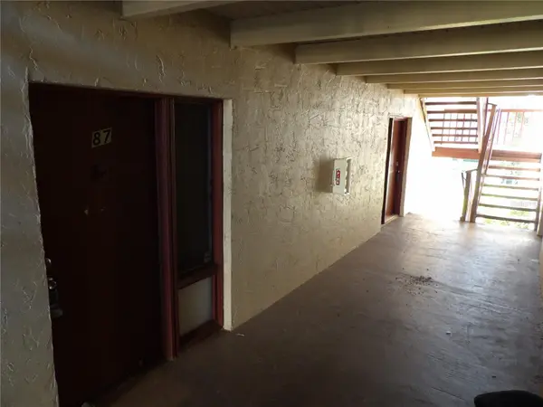 8602 CHAMPLAIN #87, Tampa, FL 33614