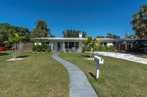 4811 DEL RIO WAY S, Gulfport, FL 33711