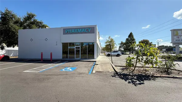 3350 E BAY DR, Largo, FL 33771