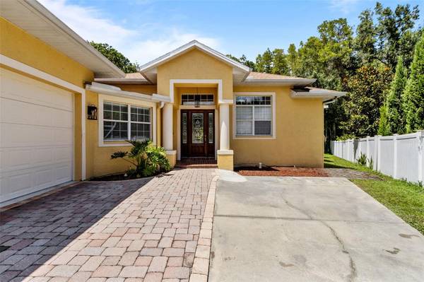 4116 WOODACRE LN, Tampa, FL 33624