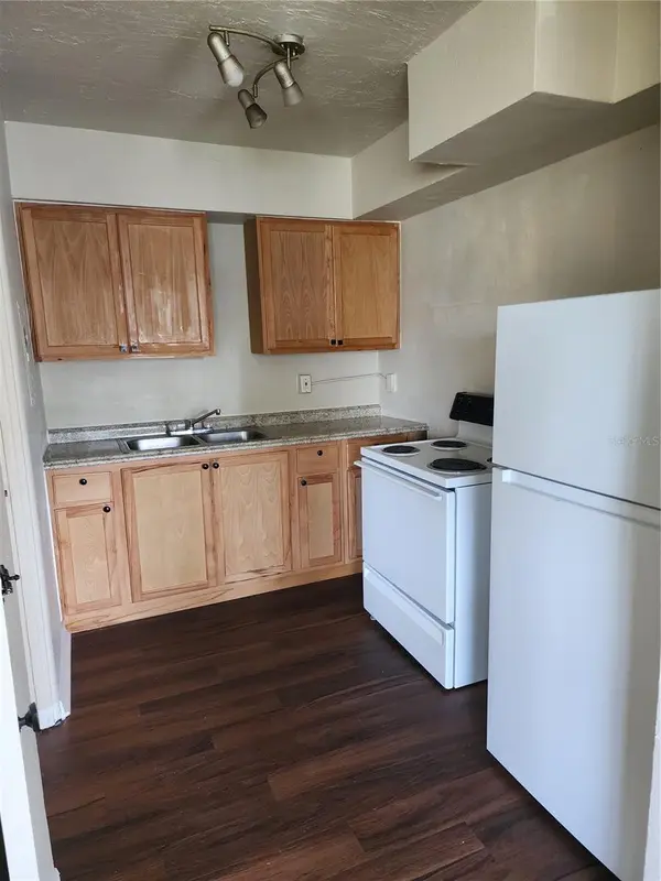 2219 HIGHLAND ST #7, St Petersburg, FL 33705
