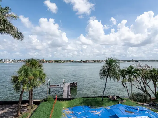 2 PARADISE LN, Treasure Island, FL 33706