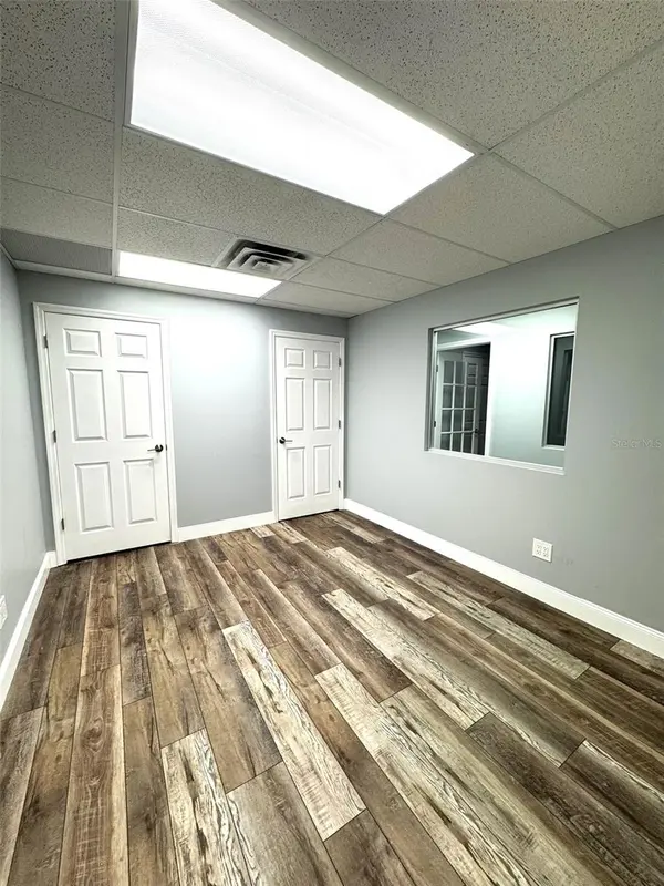 2401 W BAY DR #414, Largo, FL 33770