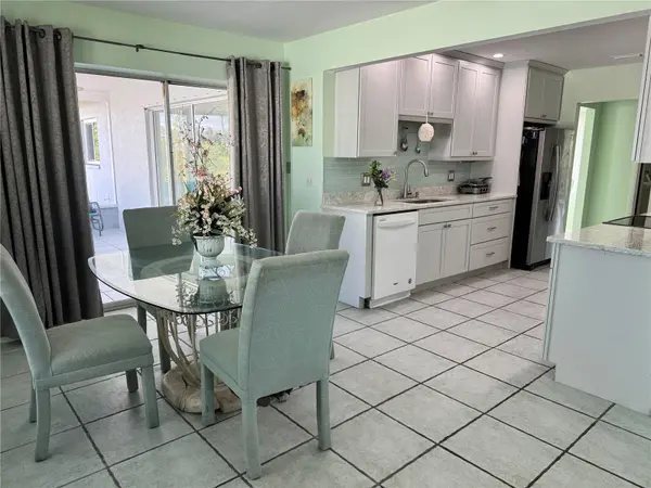 1048 PORPOISE RD, Venice, FL 34293