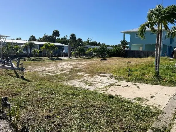 766 SAINT JUDES DR N, Longboat Key, FL 34228