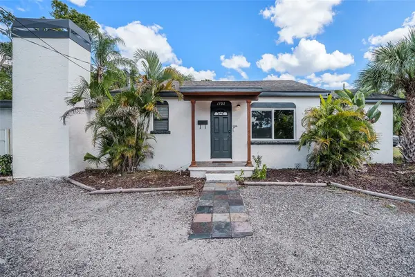 1702 E KNOLLWOOD ST, Tampa, FL 33610