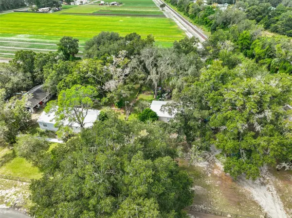 1329 WILKINSON DR, Plant City, FL 33566