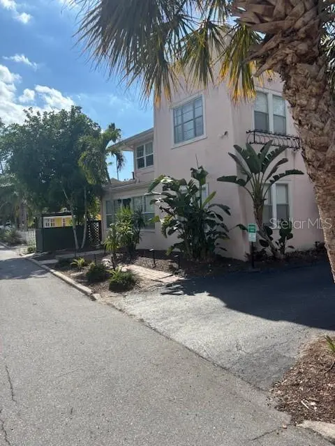 1604 N OSCEOLA AVE, Clearwater, FL 33755
