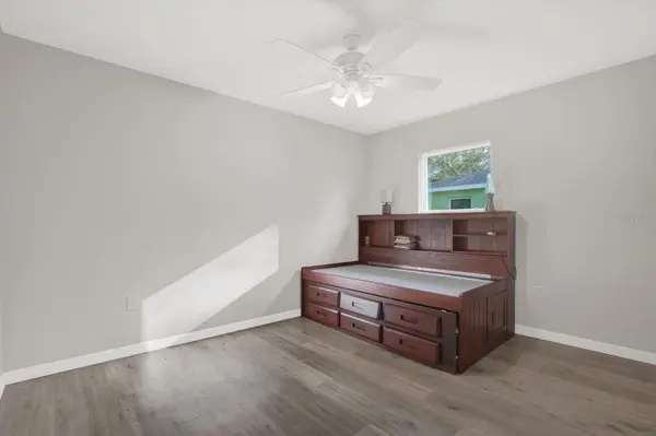801 OSCEOLA AVE, Wildwood, FL 34785