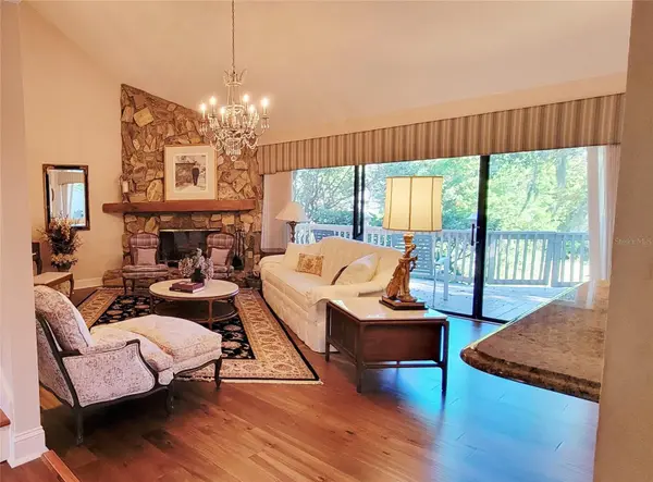 1004 OLD MILL POND RD, Palm Harbor, FL 34683