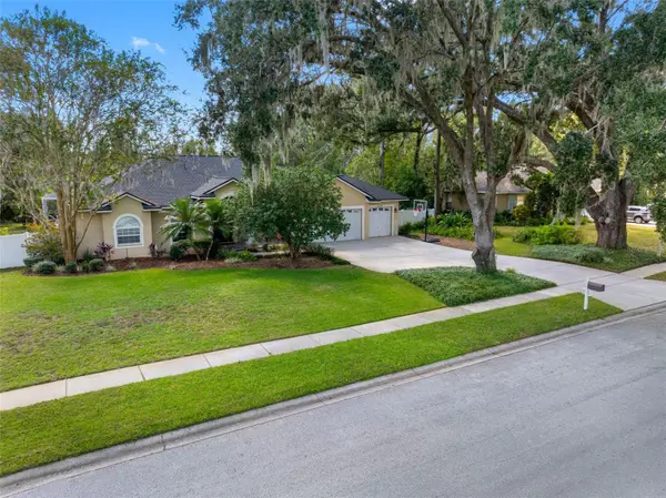 121 MYRTLE RIDGE RD, Lutz, FL 33549