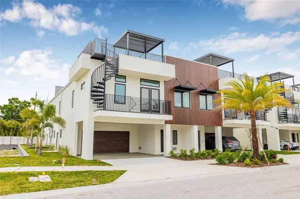490 87TH AVENUE NORTH, St Petersburg, FL 33702