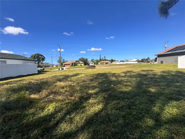1211 NW 21ST AVE, Cape Coral, FL 33993