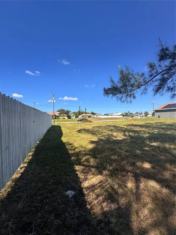 1211 NW 21ST AVE, Cape Coral, FL 33993