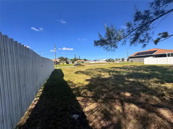 1211 NW 21ST AVE, Cape Coral, FL 33993