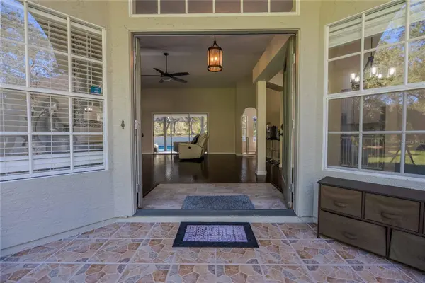 14214 CINNAMAN LN, Weeki Wachee, FL 34614