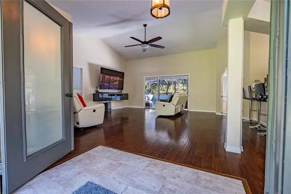 14214 CINNAMAN LN, Weeki Wachee, FL 34614