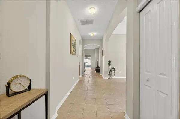424 DOWN PINE DR, Seffner, FL 33584
