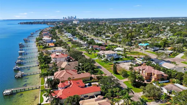 4324 BAYSHORE BLVD NE, St Petersburg, FL 33703