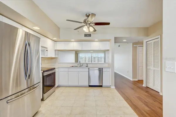 1200 COUNTRY CLUB DR #3405, Largo, FL 33771