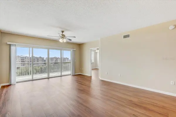 1200 COUNTRY CLUB DR #3405, Largo, FL 33771