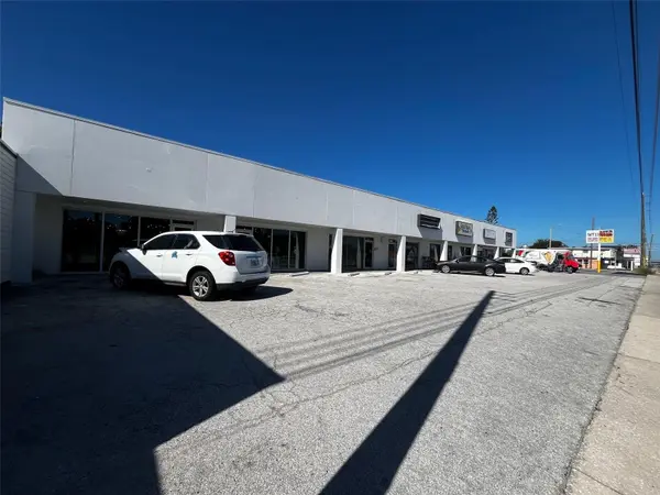 6020 SEMINOLE BLVD, Seminole, FL 33772