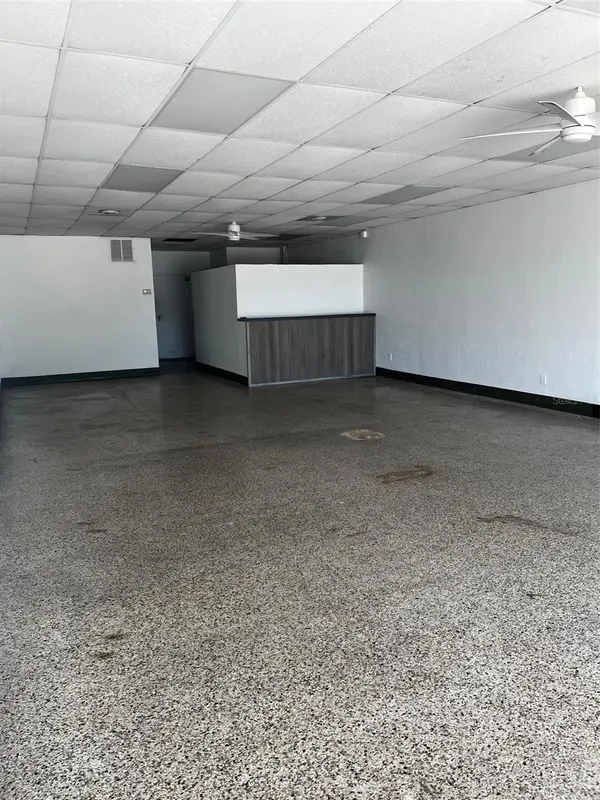 6020 SEMINOLE BLVD, Seminole, FL 33772