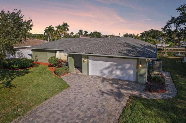 6251 18TH ST NE, St Petersburg, FL 33702