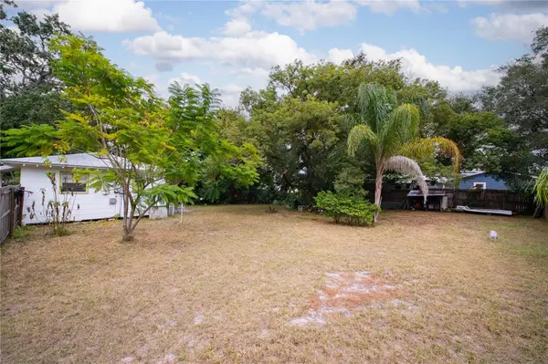 1215 ORANGE AVE, Dunedin, FL 34698