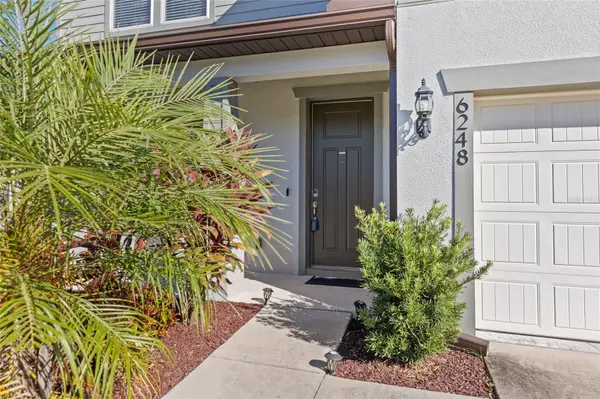 6248 BRADFORD WOODS DR Zephyrhills, FL 33542