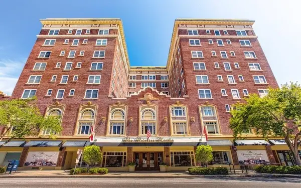 411 1ST AVE N #307, St Petersburg, FL 33701
