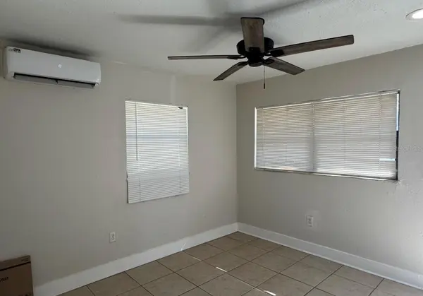 10022 N LANTANA AVE #A, Tampa, FL 33612