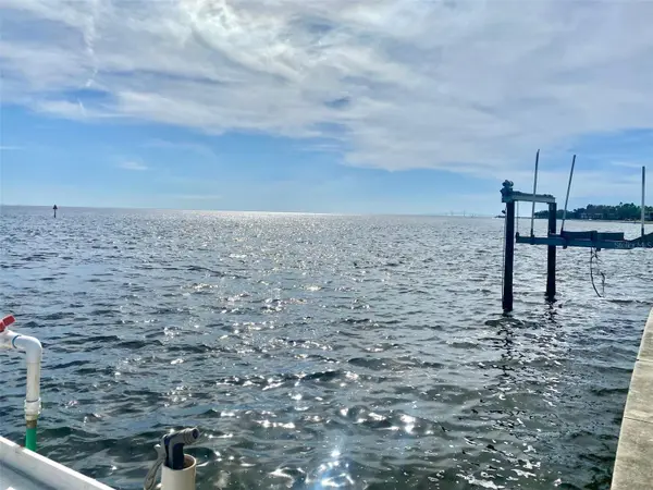 0 NE BEACH DR SE #95SS, St Petersburg, FL 33705