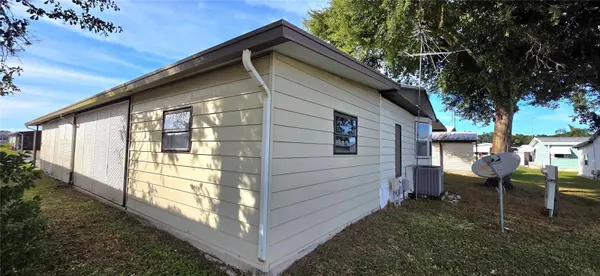 5650 BENTON ST, Zephyrhills, FL 33542