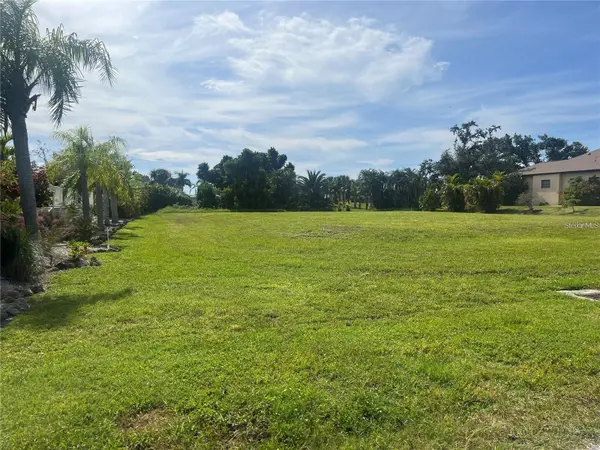315 CAPSTAN DR, Placida, FL 33946