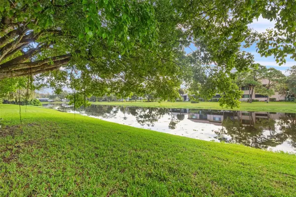 9669 86TH AVE #9669, Seminole, FL 33777