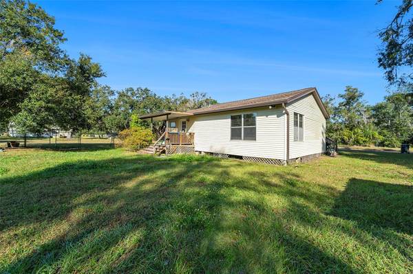 2215 WALLACE RD, Lutz, FL 33549