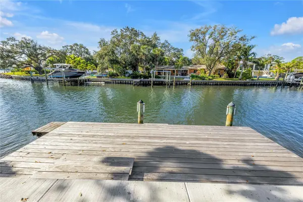 4811 PARADISE WAY S, St Petersburg, FL 33705