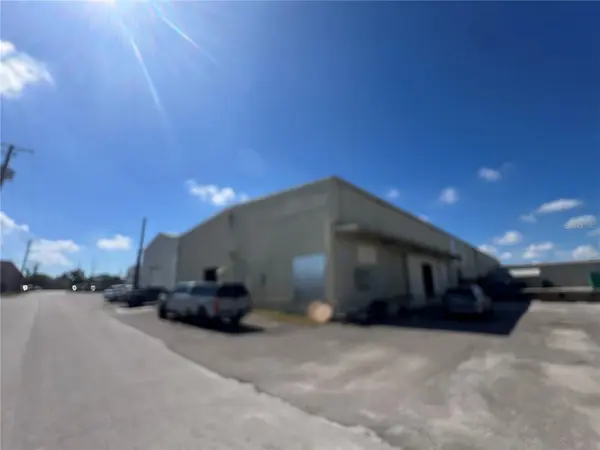 5705 E HANNA AVE, Tampa, FL 33610