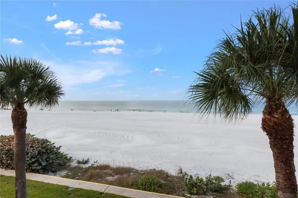 2900 GULF BLVD #201, Belleair Beach, FL 33786