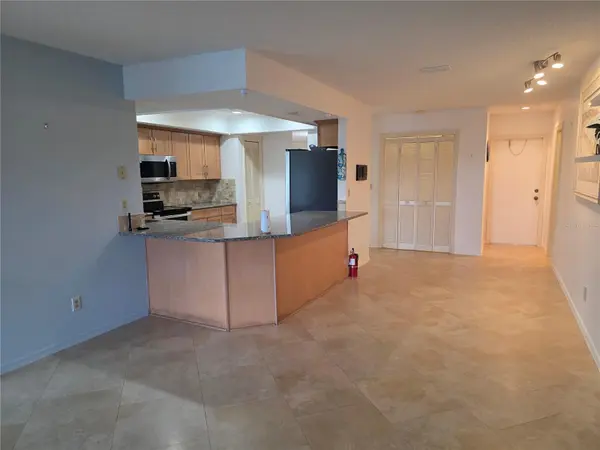 1924 NEW BEDFORD DR, Sun City Center, FL 33573