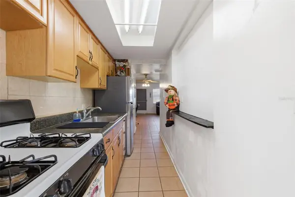 5876 21ST ST N #5, St Petersburg, FL 33714