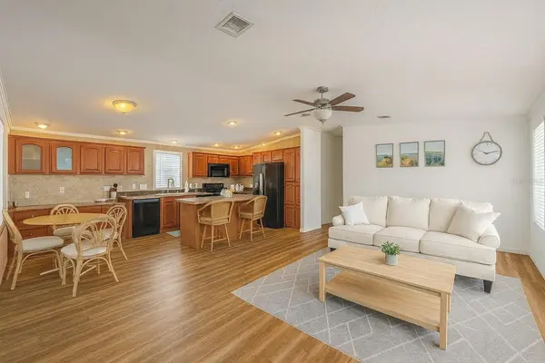 1375 PASADENA AVE S #217, South Pasadena, FL 33707